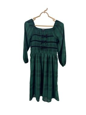 Trixxi Girl L green plaid smocked dress velvet Piping bows holiday Christmas